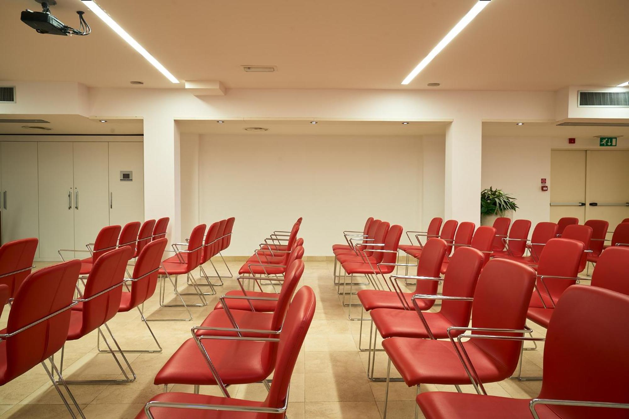Delfina Palace Hotel Foligno Dış mekan fotoğraf